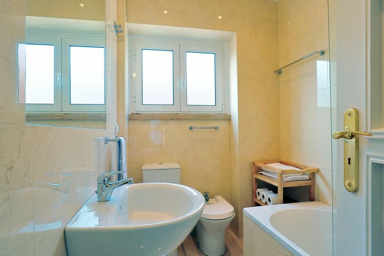 Almirante 77 Apartment Lisbon Luaran gambar